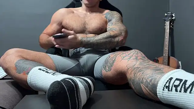 Mr YourGod online show from November 8, 2025, 6:24 am