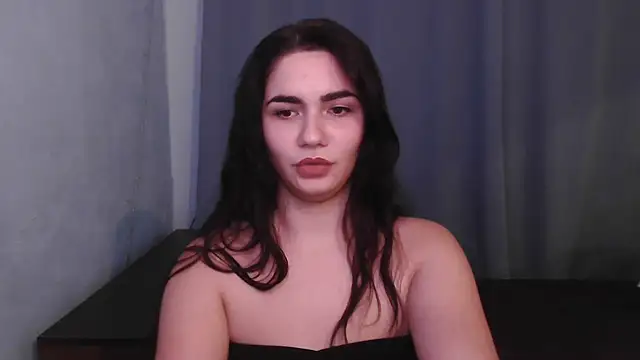 Snapshot of HannahMeid chatting on December 7, 2024, 9:55 pm HannahMeid online show from December 7, 2024, 9:55 pm