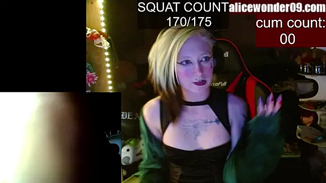 alicewonder09 online show from February 8, 2025, 8:42 am