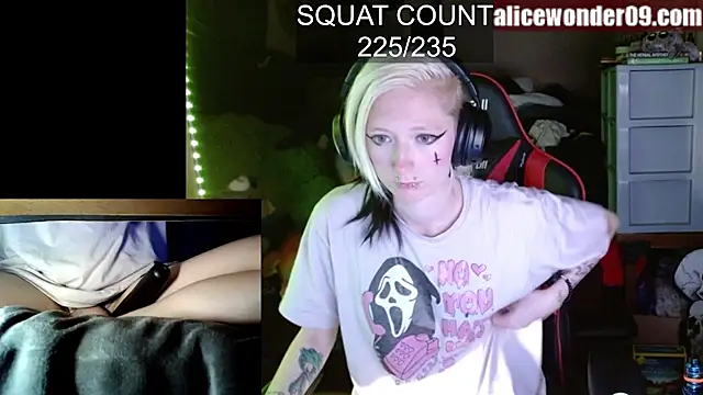 alicewonder09 online show from March 17, 2025, 3:14 am