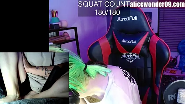 alicewonder09 online show from September 28, 2025, 9:03 am