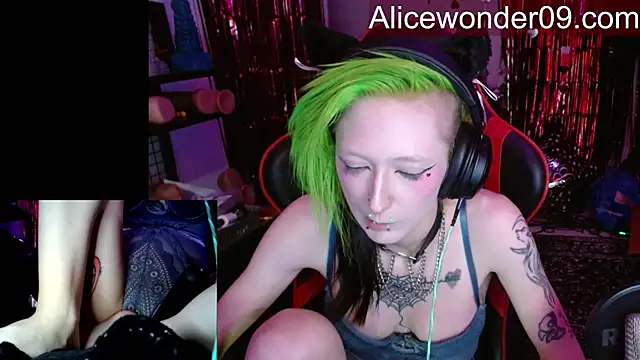 alicewonder09 online show from January 9, 2026, 4:48 am