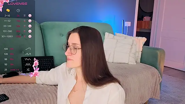 Snapshot of Alexperchik chatting on February 10, 2026, 3:27 pm Alexperchik online show from February 10, 2026, 3:27 pm