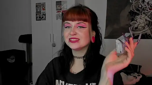 Snapshot of t0riayun0 chatting on December 5, 2024, 11:18 pm t0riayun0 online show from December 5, 2024, 11:18 pm