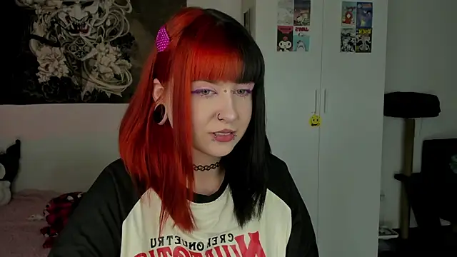 Snapshot of t0riayun0 chatting on February 23, 2025, 10:20 pm t0riayun0 online show from February 23, 2025, 10:20 pm