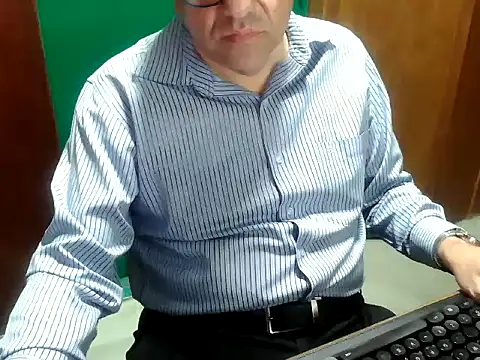 FernandoReuterG online show from October 15, 2025, 3:06 am