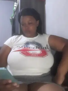Snapshot of Sexy-queen99xx chatting on March 17, 2026, 7:01 am Sexy-queen99xx online show from March 17, 2026, 7:01 am