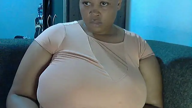 Snapshot of Sexy-queen99xx chatting on April 7, 2026, 8:48 am Sexy-queen99xx online show from April 7, 2026, 8:48 am