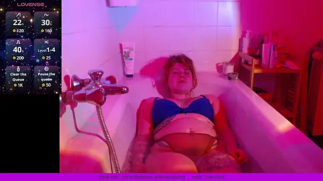 Yukinky online show from December 31, 2024, 6:02 pm