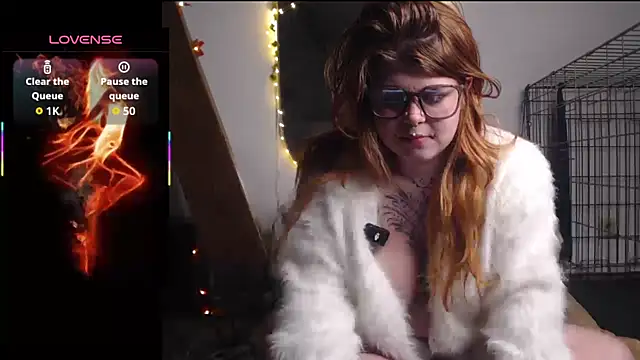 Yukinky online show from October 21, 2025, 6:30 pm