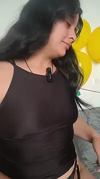 ZaraHoney online show from October 2, 2025, 3:30 pm