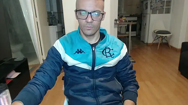 guachin hunk online show from May 6, 2026, 3:57 am