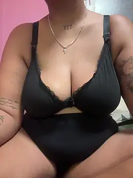 Madsion23 online show from December 16, 2025, 8:14 pm