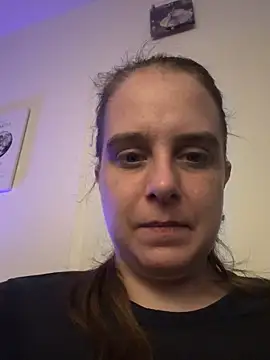 LadyChantale online show from April 10, 2026, 6:18 am