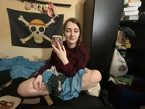 Snowbunnycake 131 online show from May 26, 2026, 7:26 am