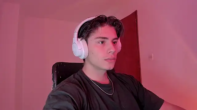 Giordano Russo online show from October 10, 2025, 9:03 pm