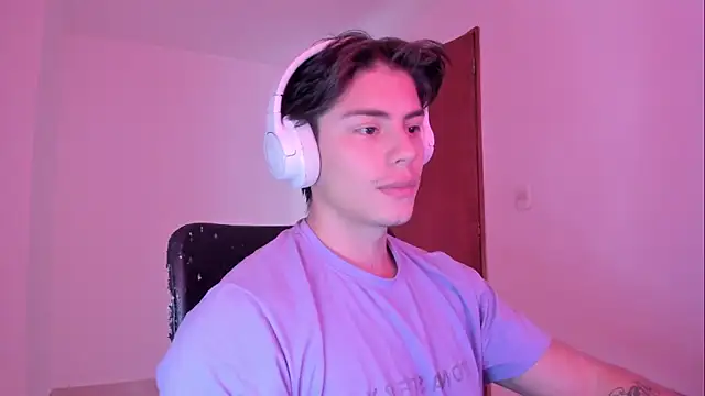 Giordano Russo online show from October 18, 2025, 7:03 pm