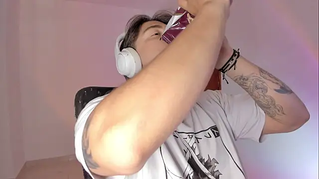 Giordano Russo online show from April 9, 2026, 2:55 pm