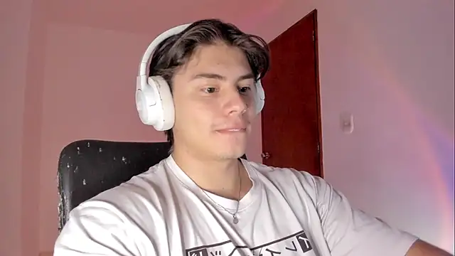 Giordano Russo online show from April 16, 2026, 5:25 pm