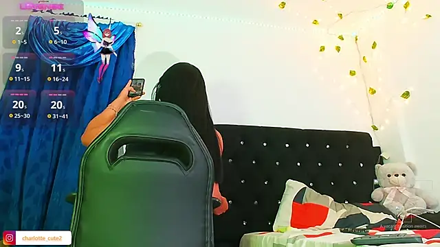 Snapshot of cute_charlotte_ chatting on October 17, 2025, 3:31 am cute charlotte online show from October 17, 2025, 3:31 am