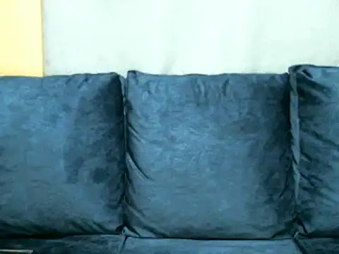 reezly online show from December 1, 2024, 11:58 pm