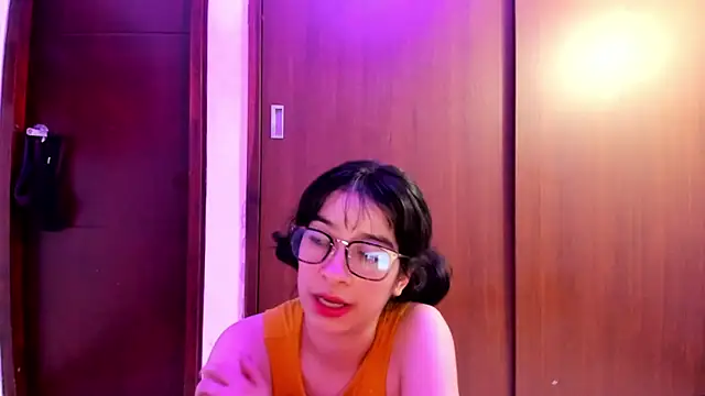  Lunnaa  online show from December 17, 2024, 5:51 am