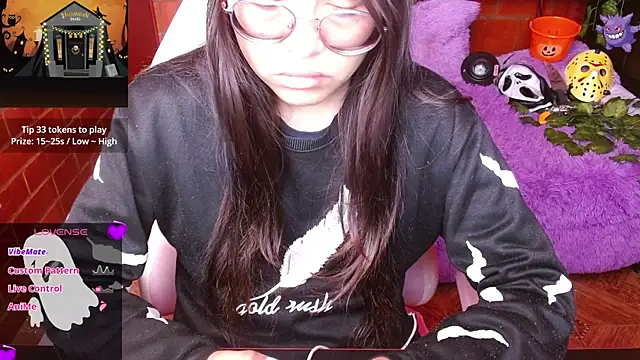 MidoriQuiinn online show from October 6, 2025, 2:03 pm