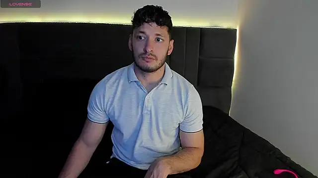 alejandro  2 online show from October 14, 2025, 3:35 pm