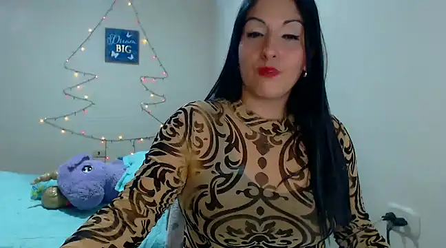 sahtlove1 online show from December 20, 2024, 11:37 pm