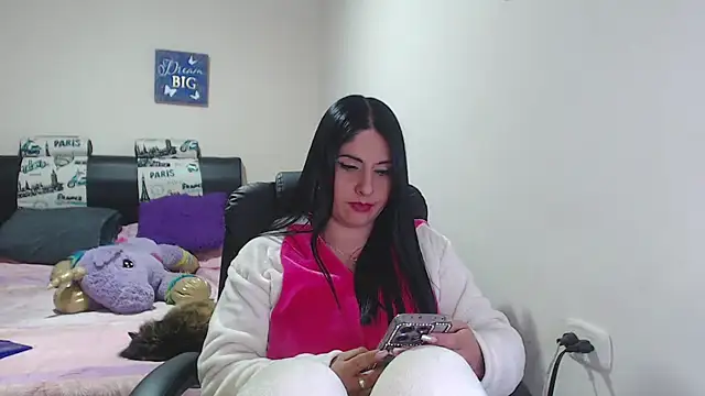 sahtlove1 online show from February 5, 2025, 1:37 am