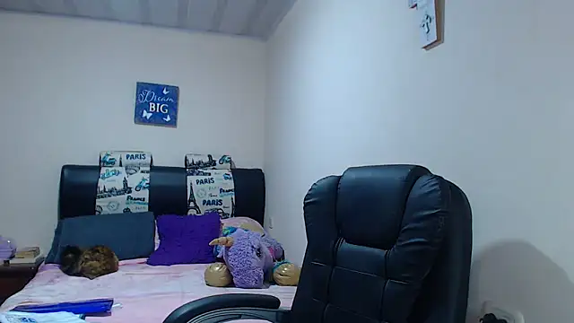 sahtlove1 online show from February 11, 2025, 3:50 am