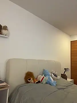 oriana zoeee online show from April 20, 2026, 11:28 pm