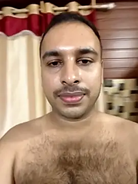 Snapshot of vishnuvinod_india chatting on November 7, 2025, 5:35 pm vishnuvinod india online show from November 7, 2025, 5:35 pm