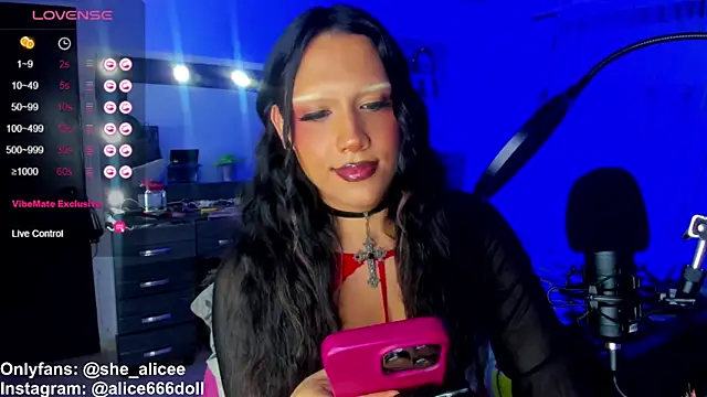 Snapshot of SWEET_ALICEXX chatting on December 24, 2024, 2:21 am SWEET ALICEXX online show from December 24, 2024, 2:21 am