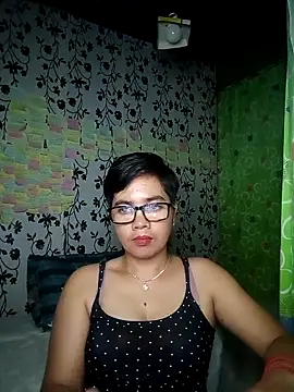 Snapshot of lovely_samxxx24 chatting on February 19, 2025, 2:23 pm lovely samxxx24 online show from February 19, 2025, 2:23 pm