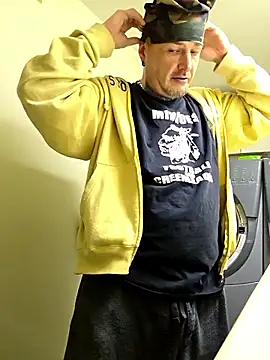 smoke777999 online show from February 14, 2026, 2:03 pm