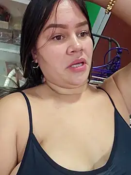 sweet lucia online show from March 27, 2026, 2:06 pm