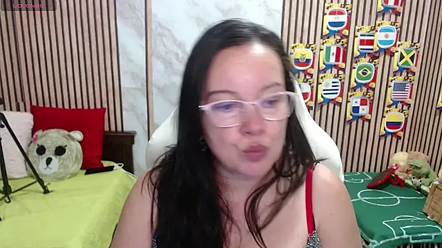 Snapshot of Sonialorens_ chatting on July 14, 2026, 9:20 pm Sonialorens online show from July 14, 2026, 9:20 pm