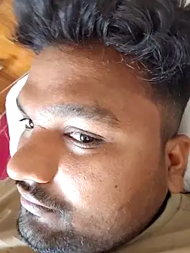 BabuCouple online show from April 20, 2026, 5:10 am