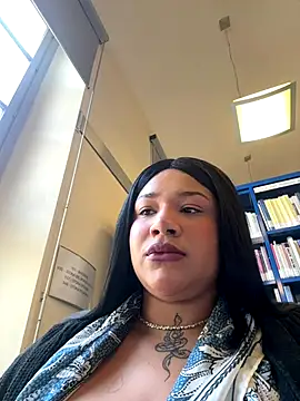 IamSashaLuv online show from October 1, 2025, 8:09 am