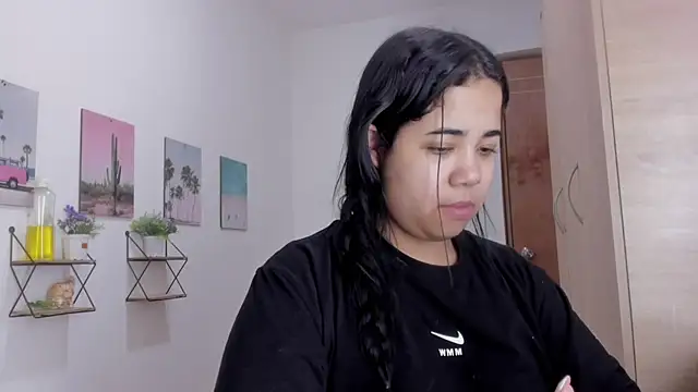 Emma lean online show from February 20, 2026, 3:34 pm