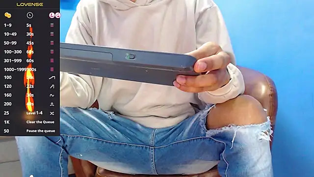 Robert Kingg online show from November 6, 2025, 9:48 pm