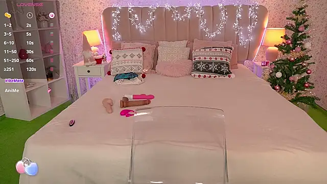 MirandaHobbs online show from December 31, 2024, 6:37 am