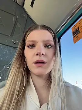 MaryHiggins online show from April 11, 2026, 1:37 pm