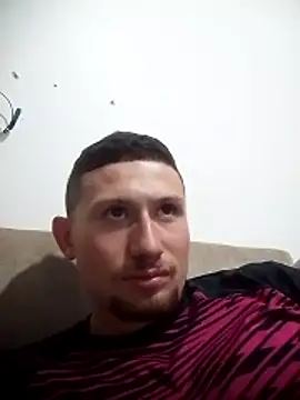 Juninho5755 online show from November 18, 2025, 10:14 pm