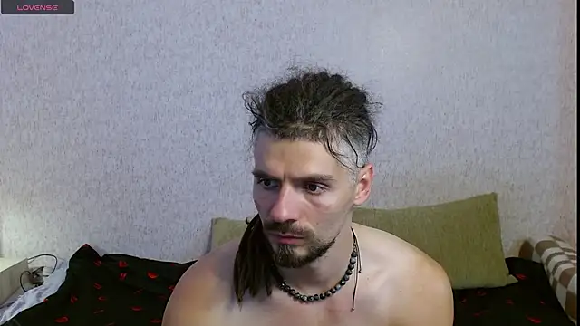 Aestheticguy101 online show from September 14, 2025, 11:20 am