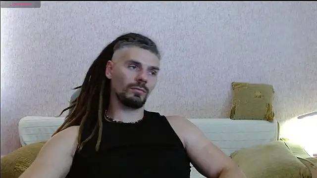 Aestheticguy101 online show from July 6, 2026, 4:31 pm
