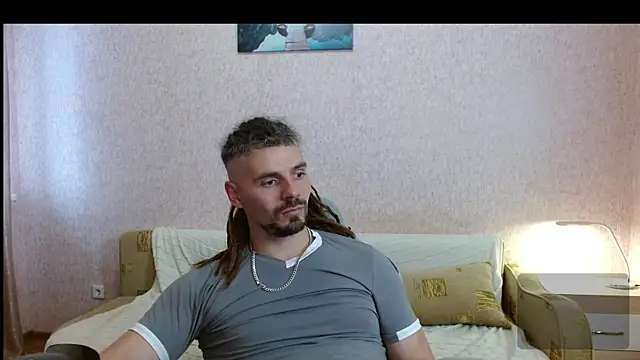 Aestheticguy101 online show from July 26, 2026, 1:18 pm