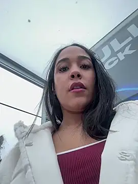 WHAAATTTTTTTTTT online show from March 26, 2026, 12:55 pm