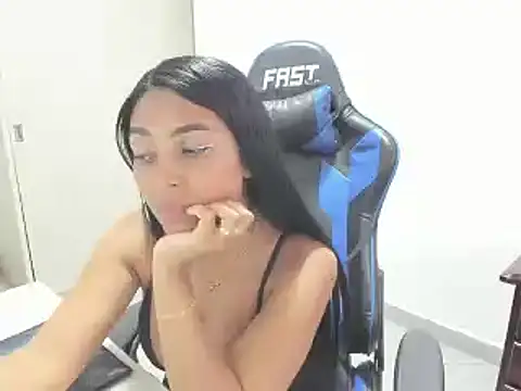 sophiax-x online show from February 23, 2025, 6:01 pm